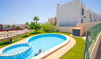 Resale - Villa -
Villamartin - Pau 26