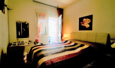 Resale - Villa -
Orihuela Costa - Villamartin