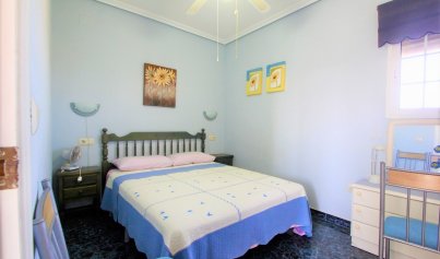 Resale - Villa -
Orihuela Costa - Villamartin