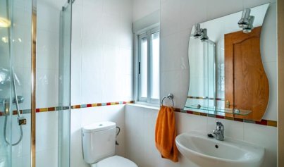 Resale - Villa -
Orihuela Costa - Villamartin