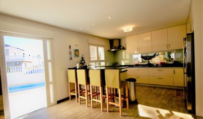 Resale - Villa -
Rojales - Ciudad Quesada