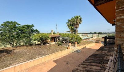 Resale - Villa -
San Miguel de Salinas