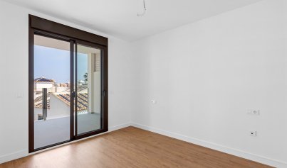 Resale - Apartment -
Villamartín - PAU 8