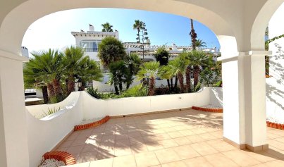 Revente - Villa -
Villamartín - Villamartin