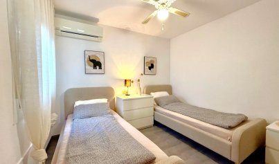 Revente - Villa -
Villamartín - Villamartin