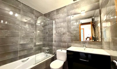 Revente - Villa -
Villamartín - Villamartin