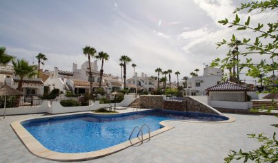 Revente - Villa -
Villamartín - Villamartin