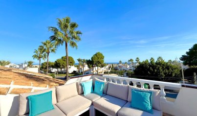 Wiederverkauf - Villa -
Villamartín - Villamartin