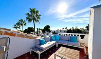 Wiederverkauf - Villa -
Villamartín - Villamartin