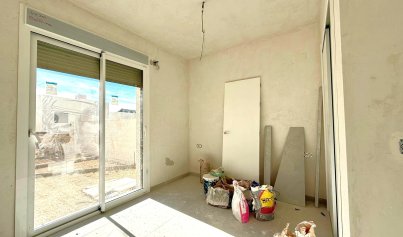 Herverkoop - Villa -
Villamartín - Villamartin