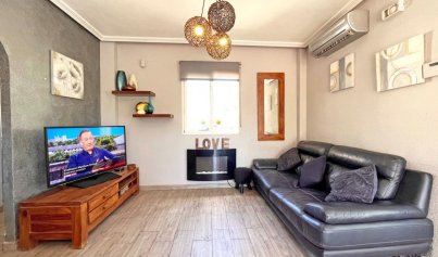 Wiederverkauf - Villa -
La Zenia