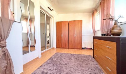 Wiederverkauf - Villa -
La Zenia