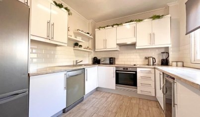 Wiederverkauf - Villa -
La Zenia