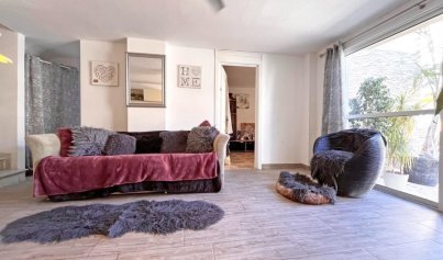 Wiederverkauf - Villa -
La Zenia