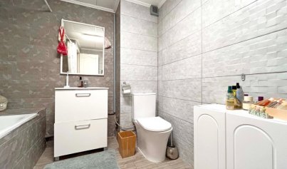 Wiederverkauf - Villa -
La Zenia