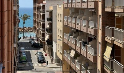 Återförsäljning - Lägenhet -
Torrevieja