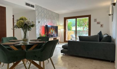 Revente - Appartement -
Punta Prima