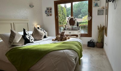 Revente - Appartement -
Punta Prima