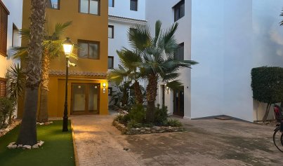 Revente - Appartement -
Punta Prima