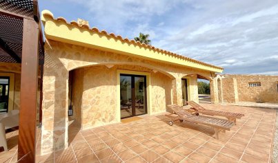 Revente - Villa -
San Miguel de Salinas