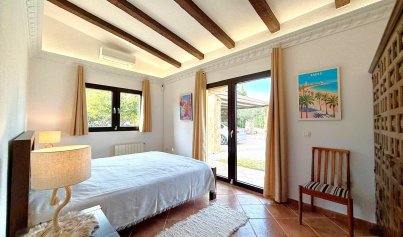 Revente - Villa -
San Miguel de Salinas