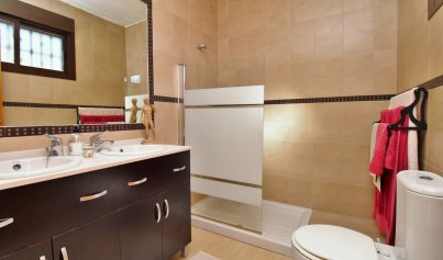 Resale - Villa -
Villamartín - Pau 8