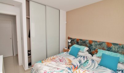 Återförsäljning - Villa -
Villamartín - Villamartin