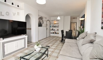 Resale - Apartment -
Villamartín