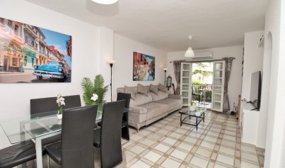 Resale - Apartment -
Villamartín