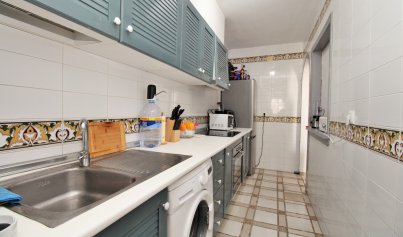 Resale - Apartment -
Villamartín