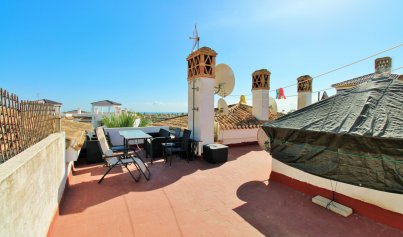 Resale - Apartment -
Villamartín