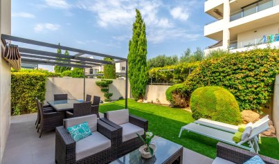 Resale - Villa -
Villamartín - Los Dolses