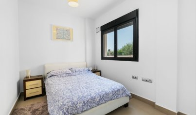 Resale - Villa -
Villamartín - Los Dolses
