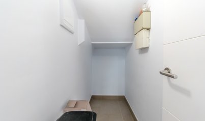 Resale - Villa -
Villamartín - Los Dolses