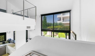 Resale - Villa -
Villamartín - Los Dolses