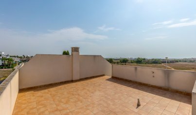 Resale - Villa -
Villamartín - Los Dolses