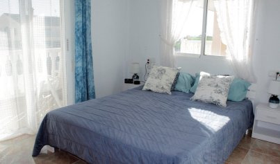 Resale - Villa -
Torre de la Horadada