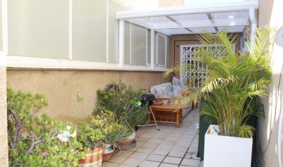 Resale - Villa -
Torre de la Horadada