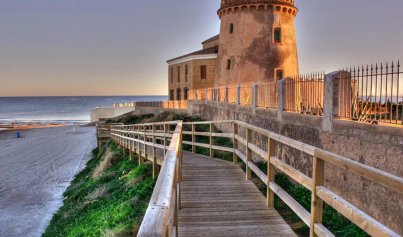 Resale - Villa -
Torre de la Horadada