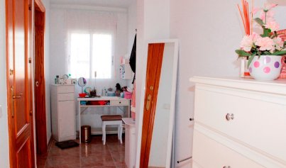 Resale - Villa -
Torre de la Horadada