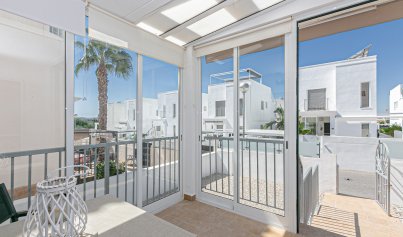 Resale - Villa -
La Marina