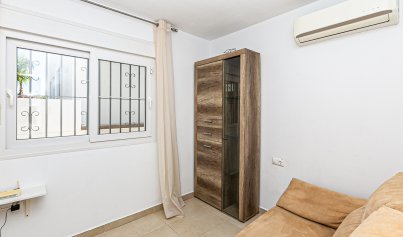 Resale - Villa -
La Marina