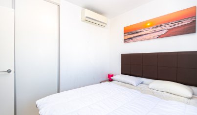 Resale - Villa -
La Marina