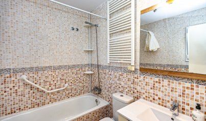 Resale - Villa -
La Marina