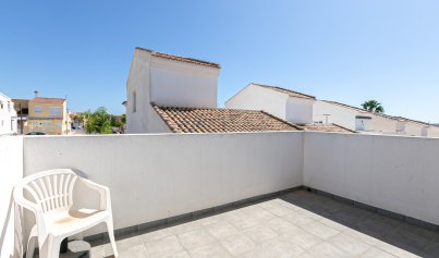 Resale - Villa -
La Marina