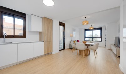 Resale - Apartment -
Villamartín - PAU 8