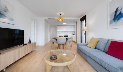 Resale - Apartment -
Villamartín - PAU 8