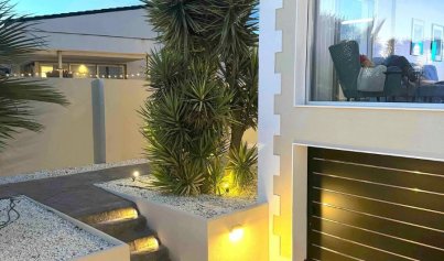 Revente - Villa -
Alfas del Pí - pueblo