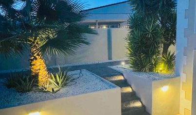 Revente - Villa -
Alfas del Pí - pueblo