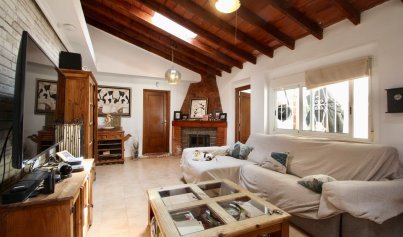 Resale - Villa -
Fortuna
